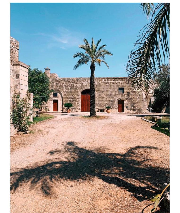 Masseria Montanari Карпиняно Салентино Екстериор снимка