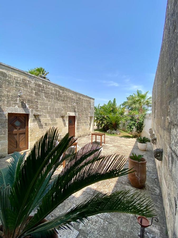 Masseria Montanari Карпиняно Салентино Екстериор снимка