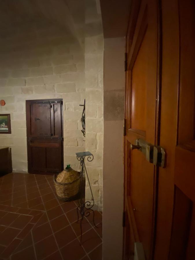 Masseria Montanari Карпиняно Салентино Екстериор снимка