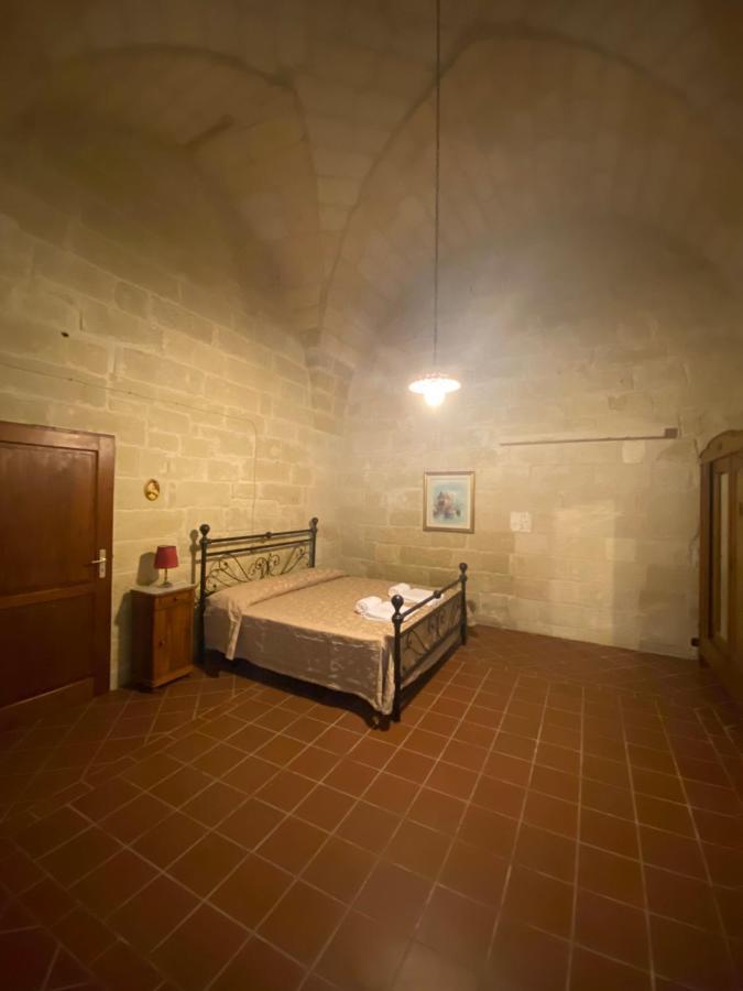 Masseria Montanari Карпиняно Салентино Екстериор снимка